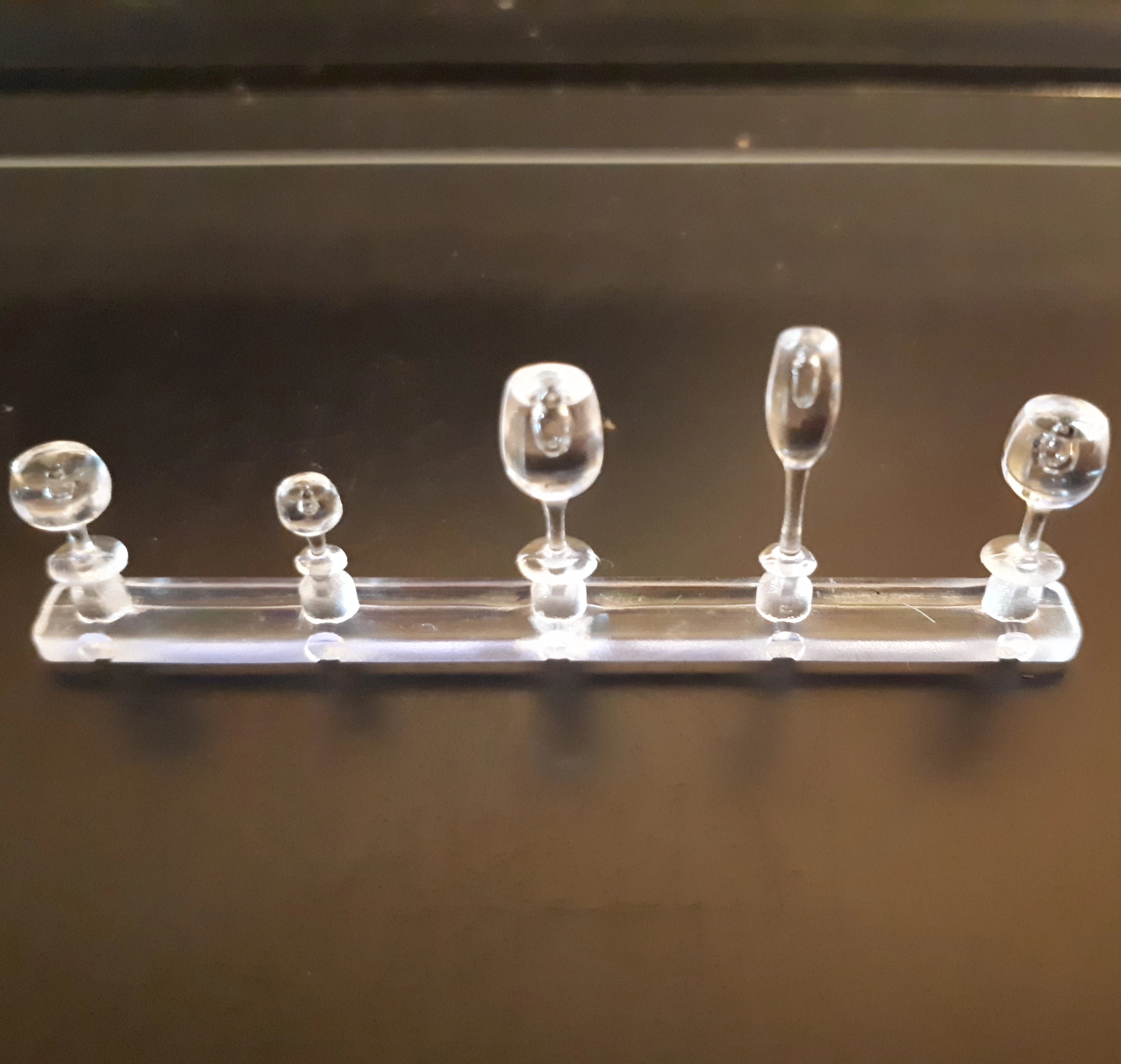 1:24/1:25 Wine Glasses