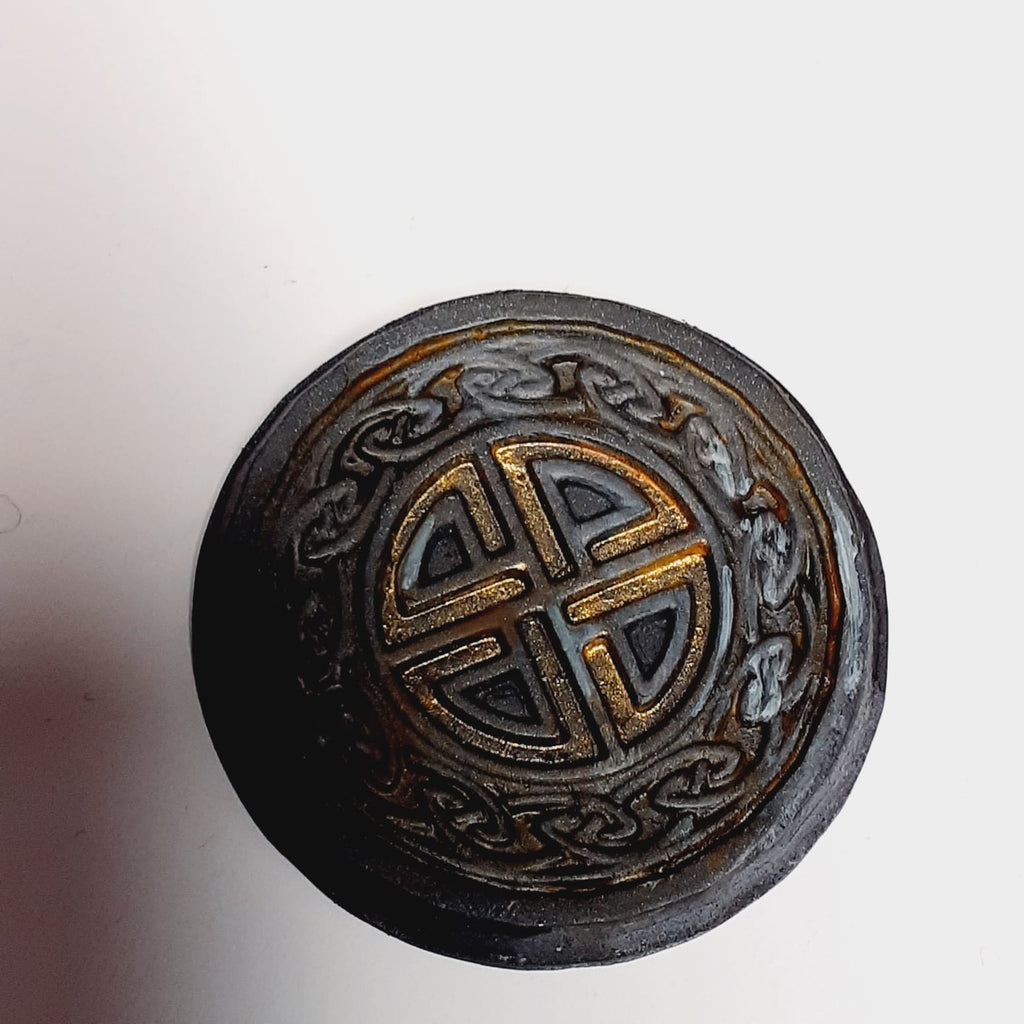 BA0007: 32mm Runic Knot Type 5