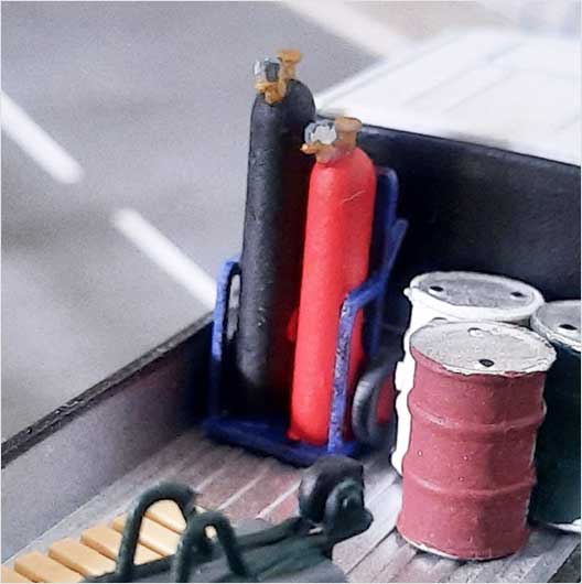 OO Scale Oxy-Acetylene Cylinders On Trolley (2 pack)