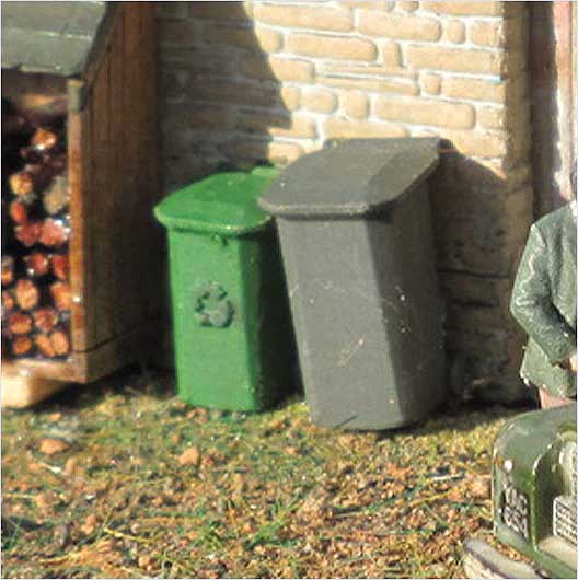 OO Scale Wheelie Bin - Style 1