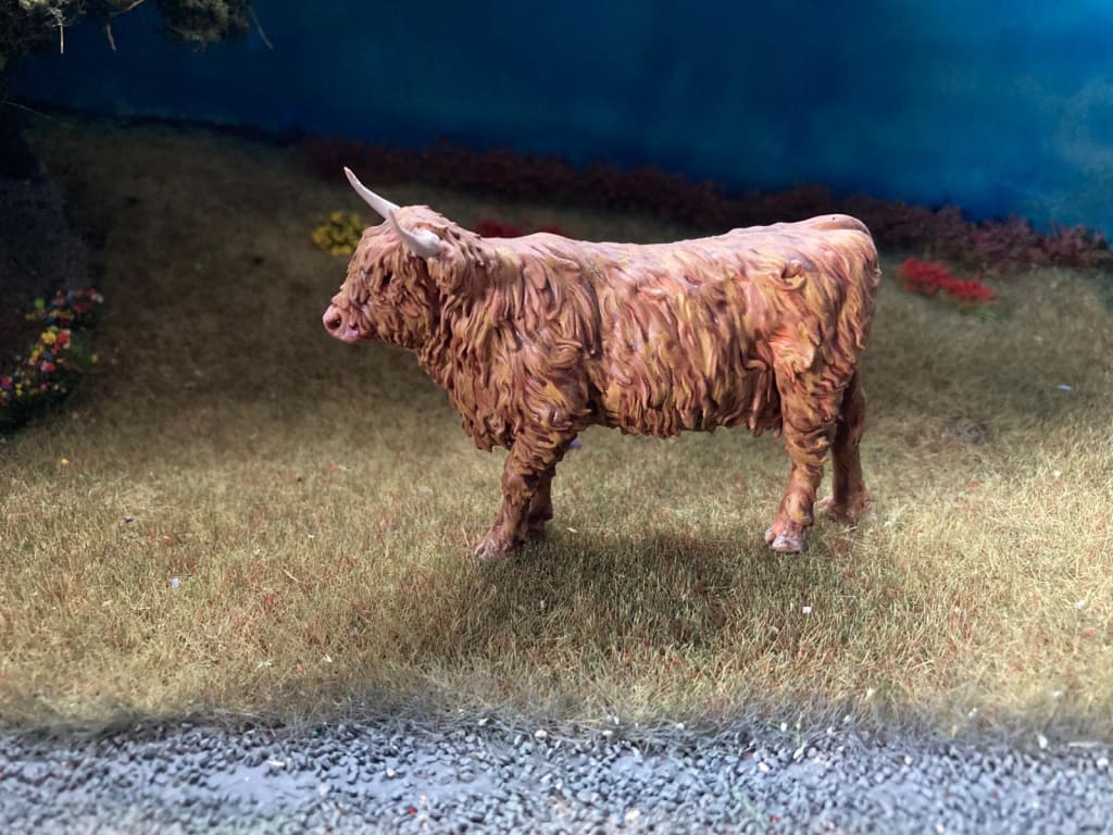 ADM1502 Highland Cow Walking x 1