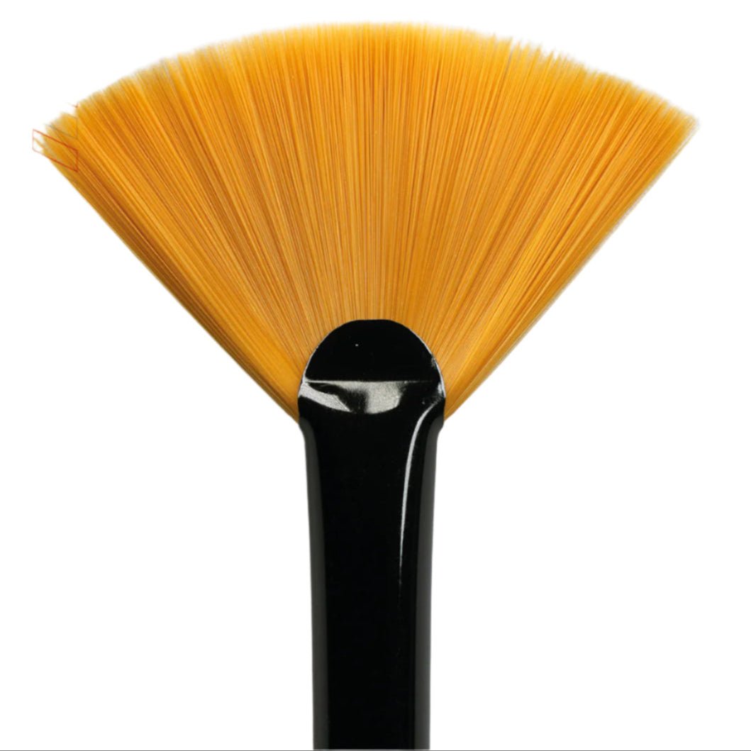 AK Interactive SYNTHETIC BRUSH - FAN SHAPE (AKB017)