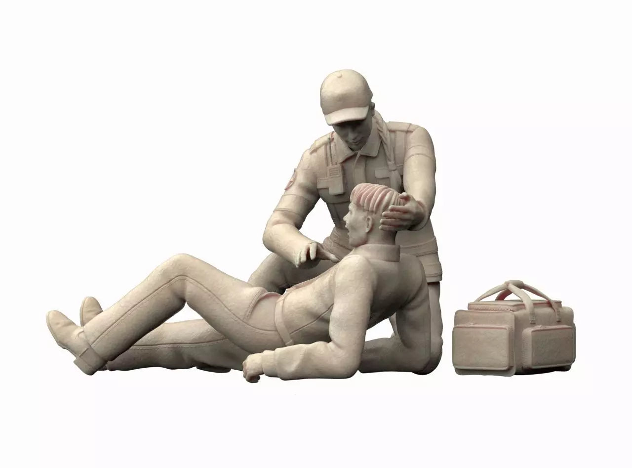 MM1306 Ambulance Crew and Casualty