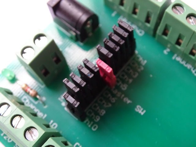 12V switchable power distribution board Mk 2