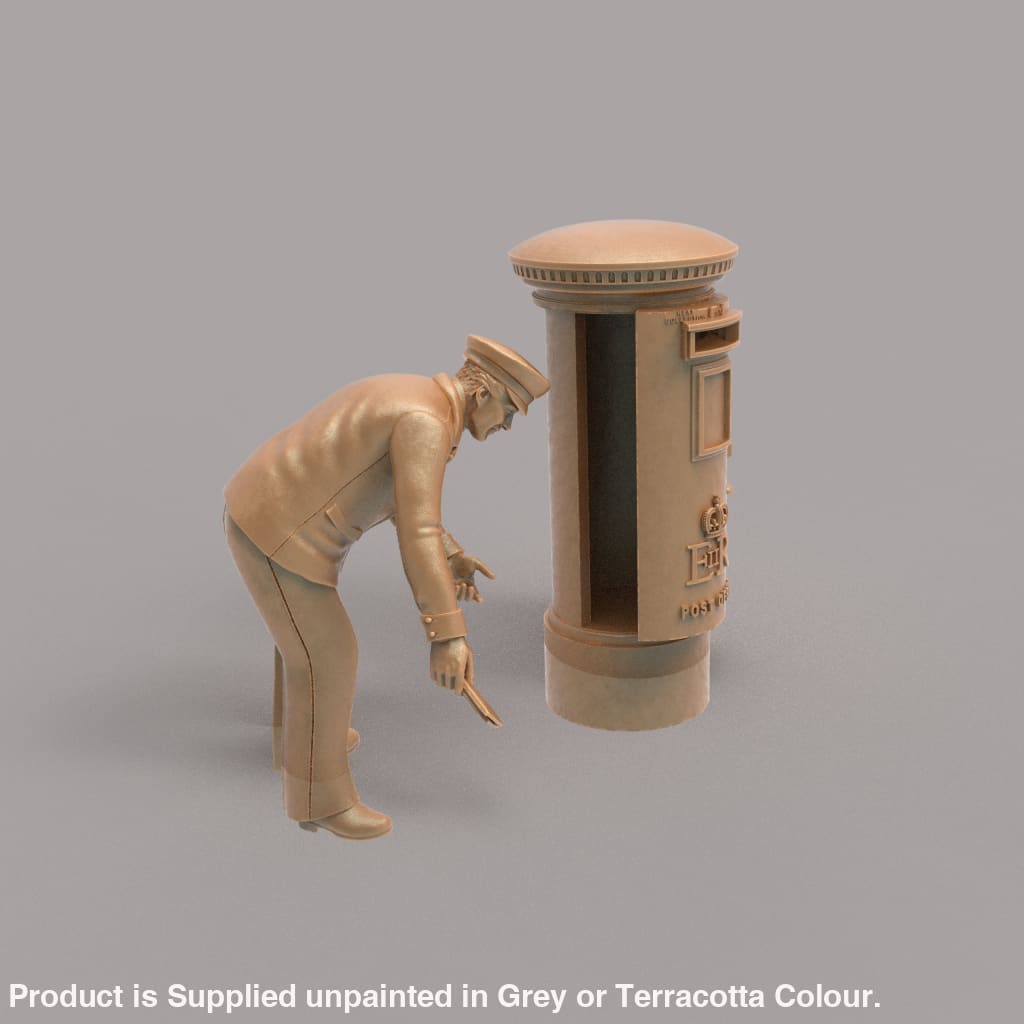 MM1010 Postman and mail box