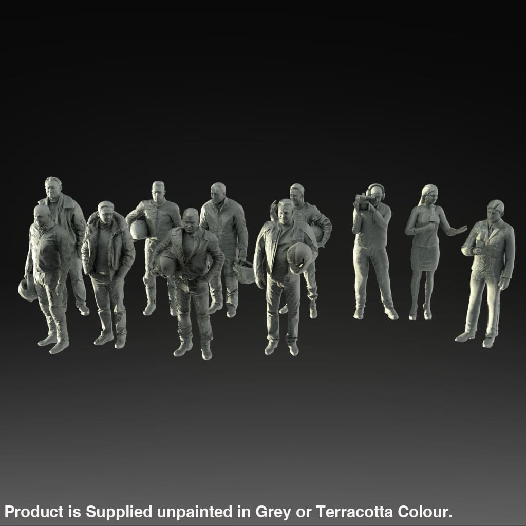 MM1106 Male Bike riders and Camera crew