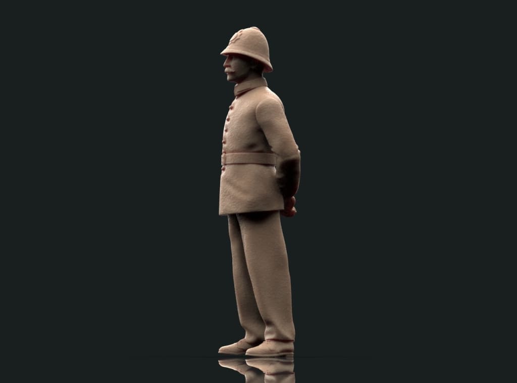 MM2027 1900-1950 Policeman Standing