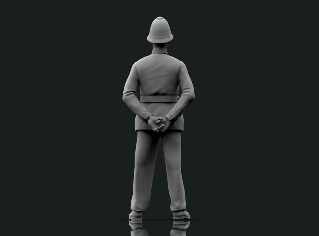 MM2027 1900-1950 Policeman Standing
