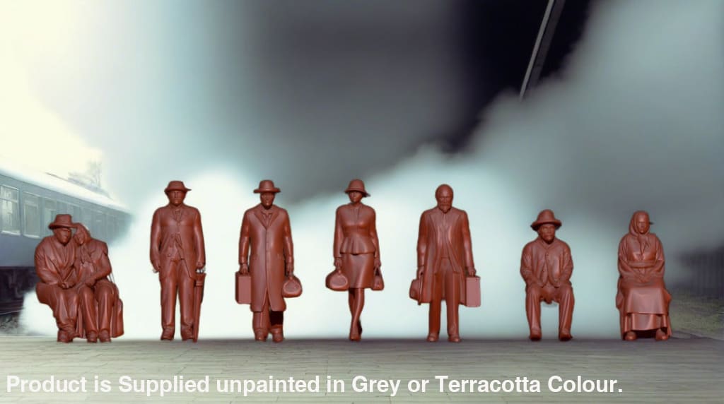 MM478 Group of 1940 era passengers OO Gauge