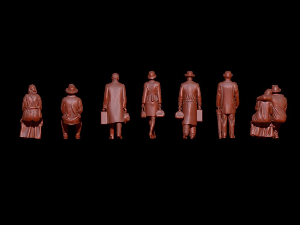 MM478 Group of 1940 era passengers OO Gauge