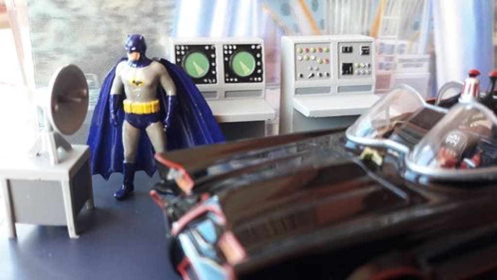 MM491 Batman with Cape