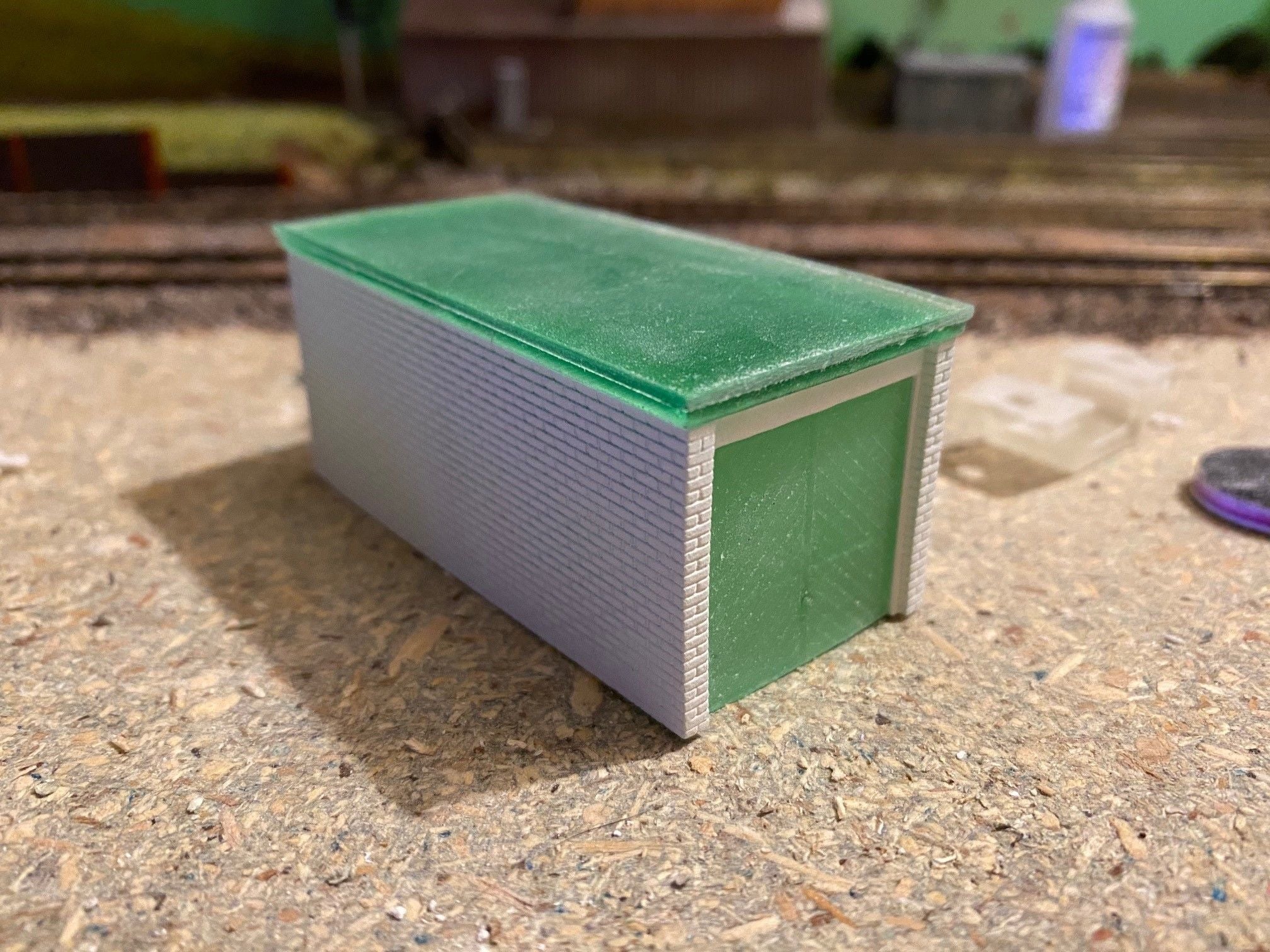 PJD106 Model Railway Brick Garage with Flat Roof